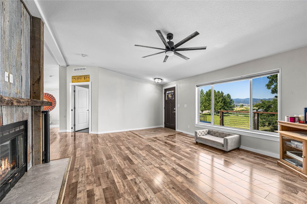 9806 Wheatgrass Lane, Missoula, MT 59808 photo 5
