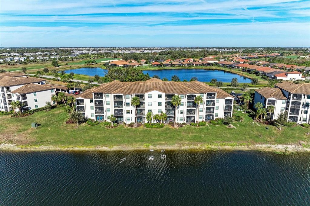 Image 50 of property listing at 16814 VARDON TERRACE 103, Bradenton, FL 34211