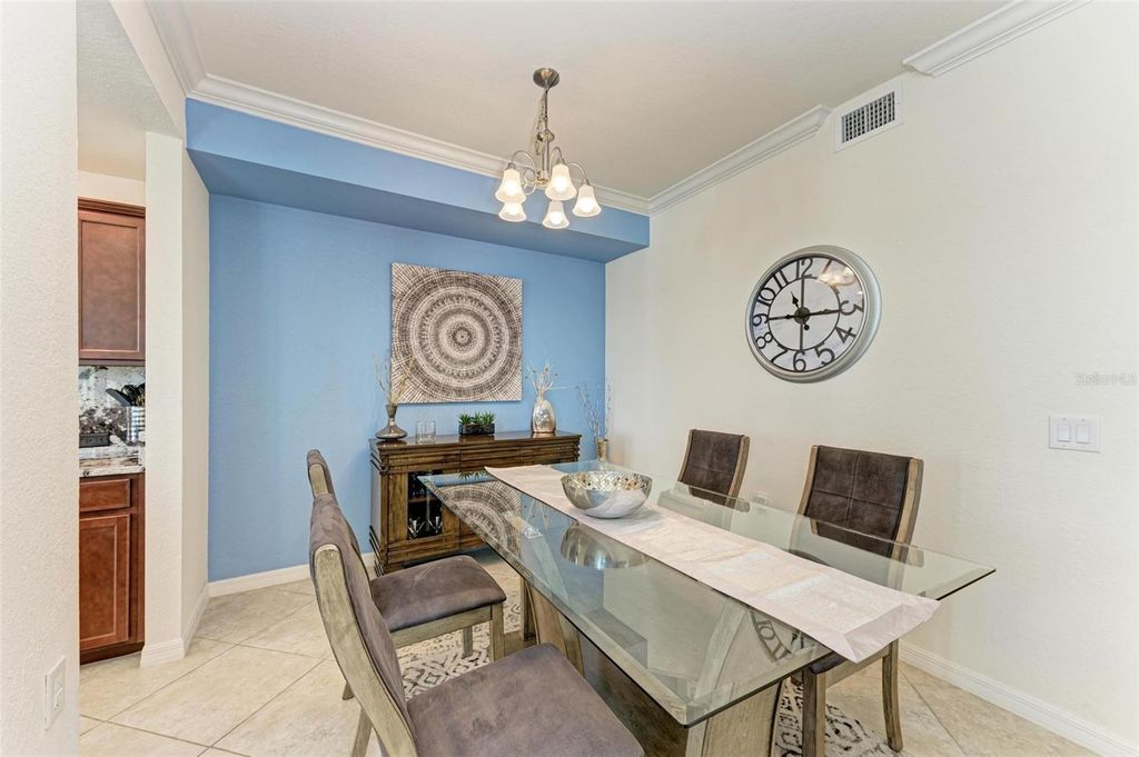 Image 8 of property listing at 16814 VARDON TERRACE 103, Bradenton, FL 34211