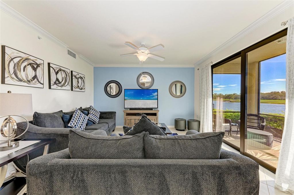 Image 10 of property listing at 16814 VARDON TERRACE 103, Bradenton, FL 34211