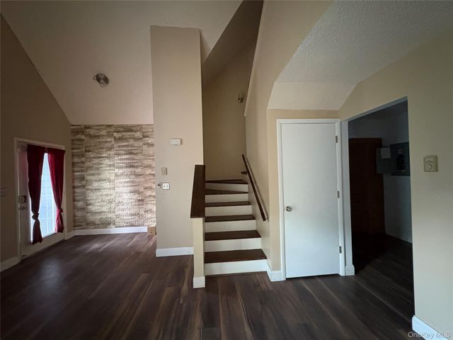 13 Fox Ridge, Woodridge, NY 12789