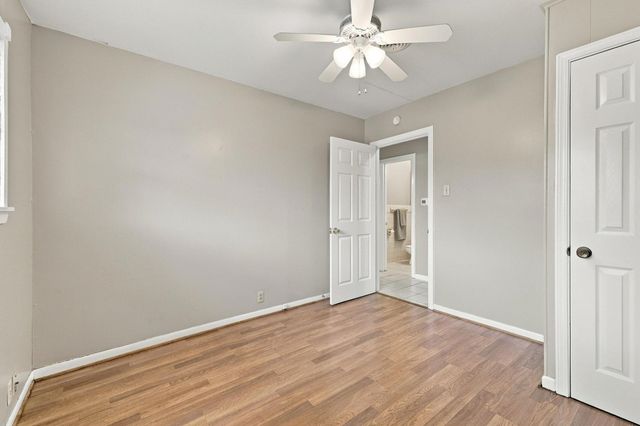 1111 Elmwood Street, Gainesville, TX 76240