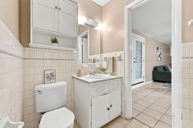1111 Elmwood Street, Gainesville, TX 76240