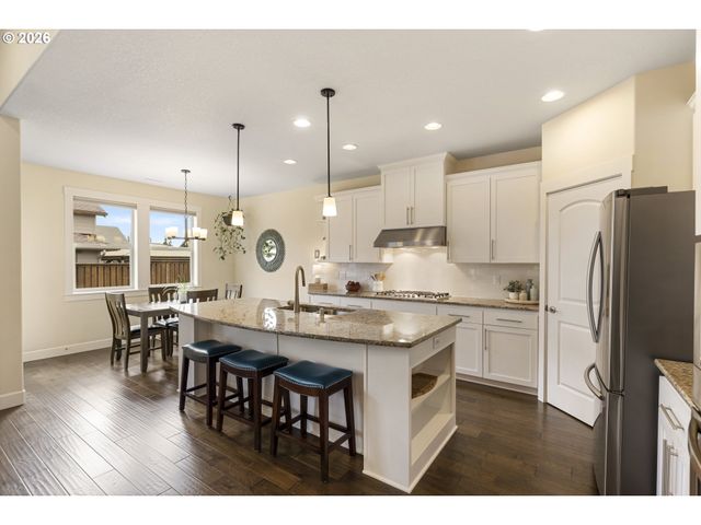 1766 S NIGHTHAWK Rd, Ridgefield, WA 98642