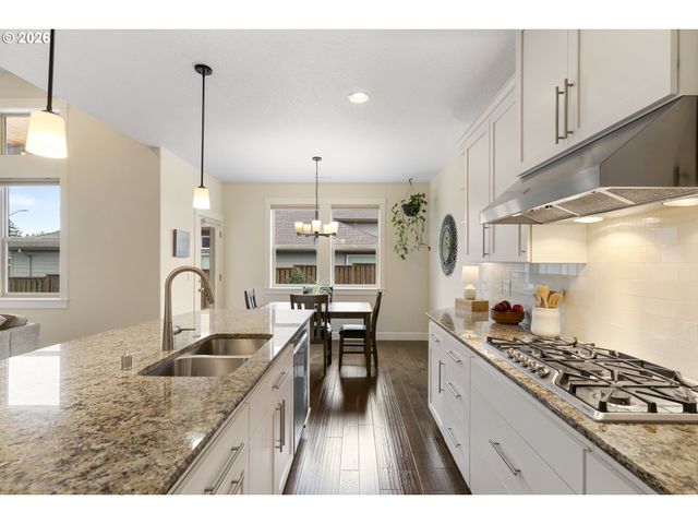 1766 S NIGHTHAWK Rd, Ridgefield, WA 98642