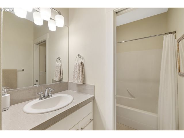 1766 S NIGHTHAWK Rd, Ridgefield, WA 98642