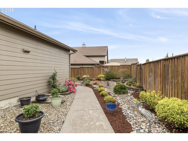 1766 S NIGHTHAWK Rd, Ridgefield, WA 98642