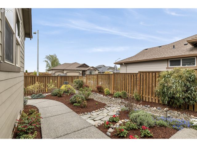 1766 S NIGHTHAWK Rd, Ridgefield, WA 98642