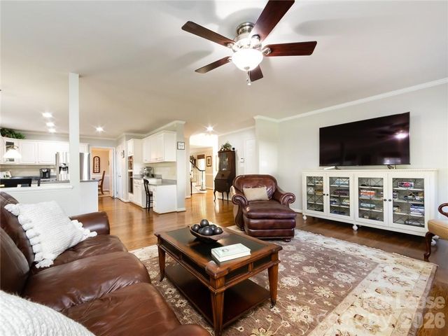 11005 Stonepath Lane, Charlotte, NC 28277