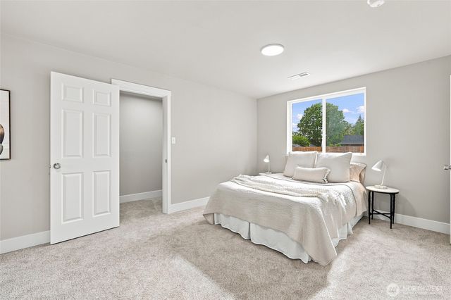 901 11th Street, Sedro Woolley, WA 98284