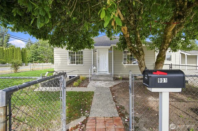901 11th Street, Sedro Woolley, WA 98284