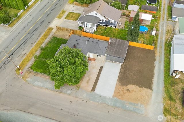 901 11th Street, Sedro Woolley, WA 98284