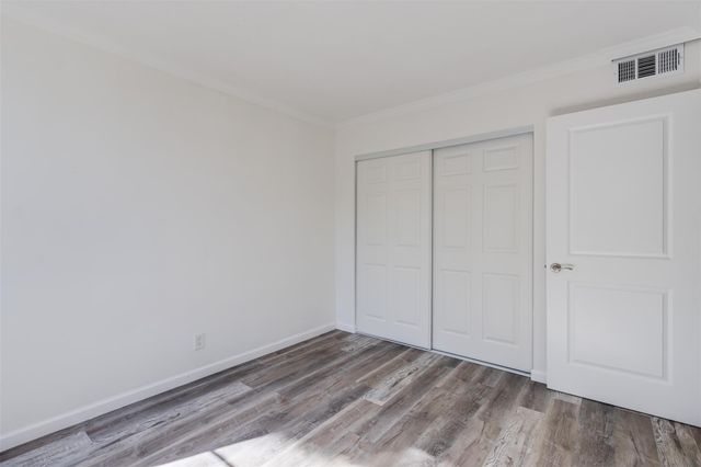 9410 Live Oak Pl 203, Davie, FL 33324