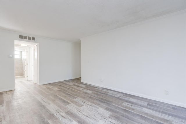 9410 Live Oak Pl 203, Davie, FL 33324