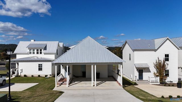 3162 Hardin Road, Guntersville, AL 35976