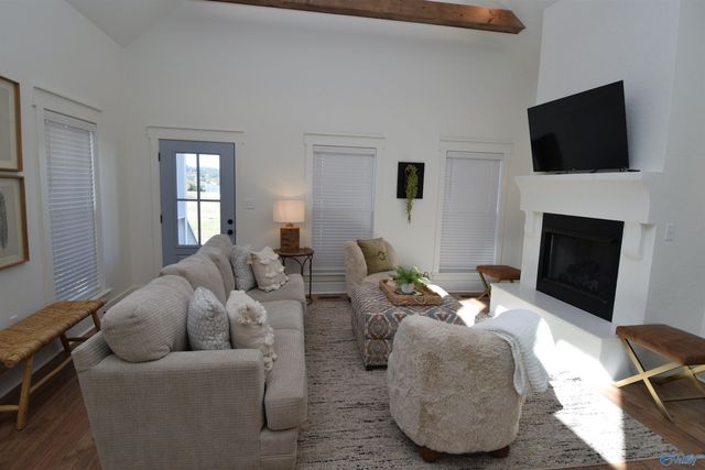 3162 Hardin Road, Guntersville, AL 35976