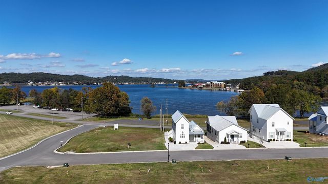 3162 Hardin Road, Guntersville, AL 35976