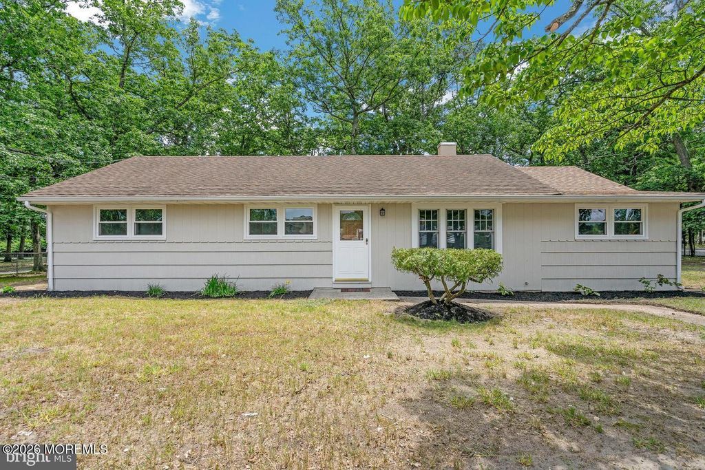 13 Broadway Street, Browns Mills, NJ 08015