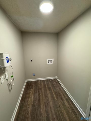 2816 Coosa Circle, Huntsville, AL 35810