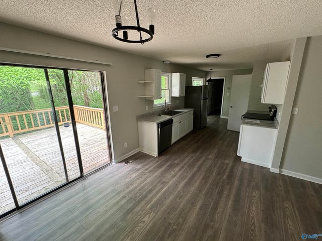 2816 Coosa Circle, Huntsville, AL 35810