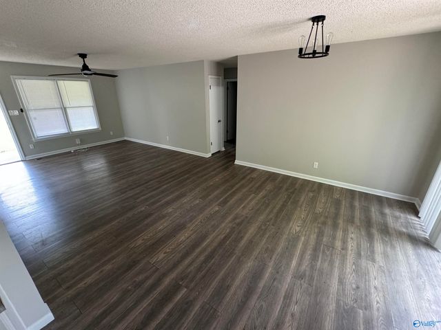 2816 Coosa Circle, Huntsville, AL 35810