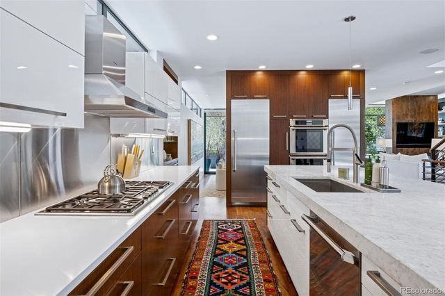 2539 E 5th Avenue, Denver, CO 80206