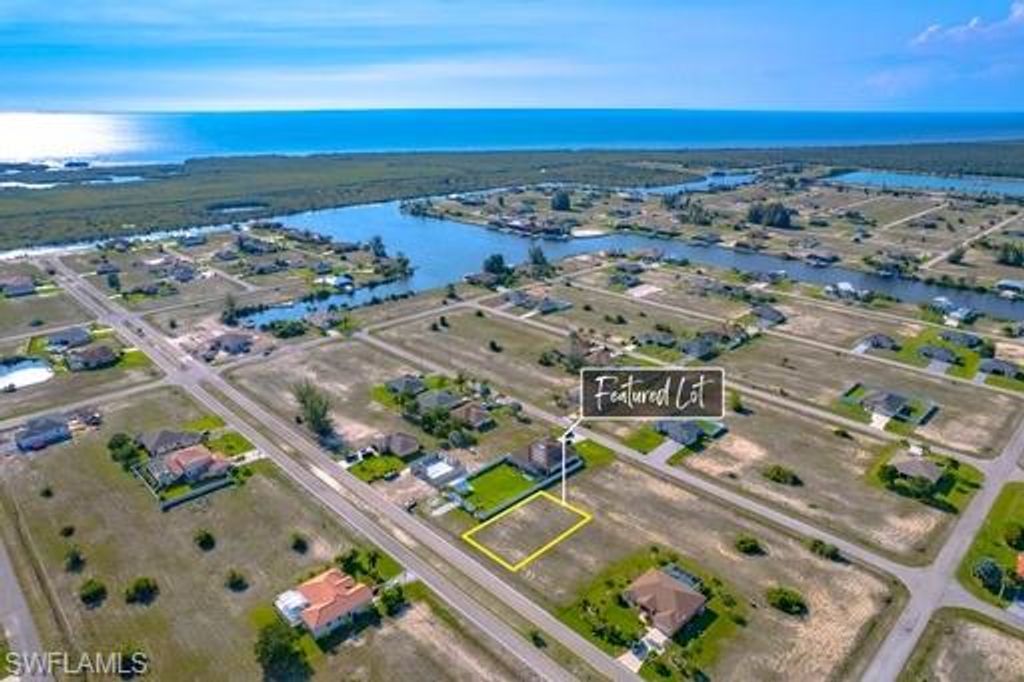 4335 Jacaranda W, CAPE CORAL, FL 33993 — photo 3