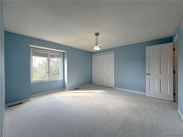 5545 Country Club Lane, Hamburg, NY 14075