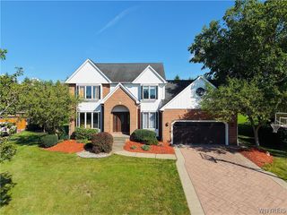 5545 Country Club Lane, Hamburg, NY 14075