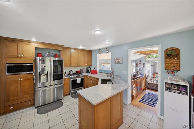 62 Patrick Circle, Fulton, NY 13069