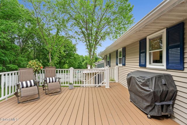 54 Kuhl Boulevard, North Greenbush, NY 12198