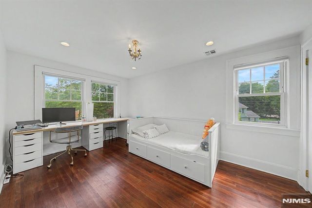 26 George Street, Allendale, NJ 07401