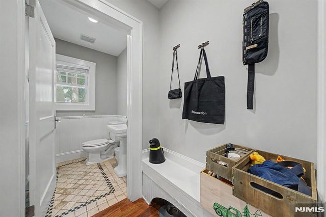 26 George Street, Allendale, NJ 07401