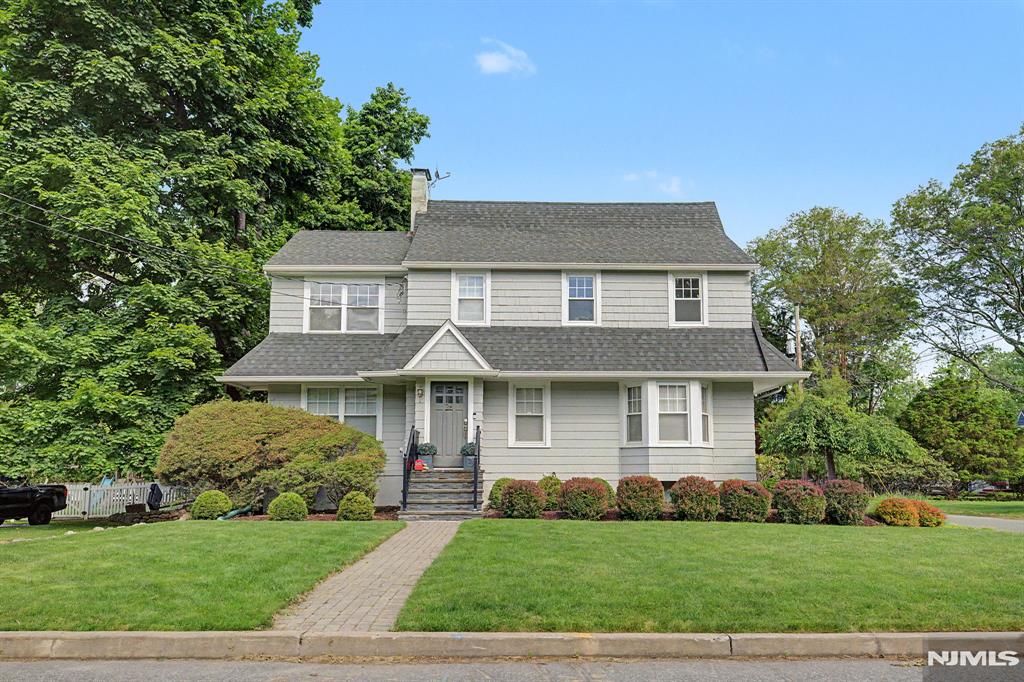 26 George Street, Allendale, NJ 07401