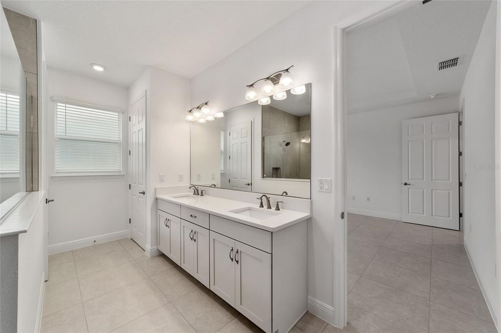 Image 28 of property listing at 10026 SW 106TH CIRCLE, Ocala, FL 34481