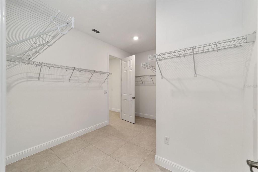 Image 30 of property listing at 10026 SW 106TH CIRCLE, Ocala, FL 34481