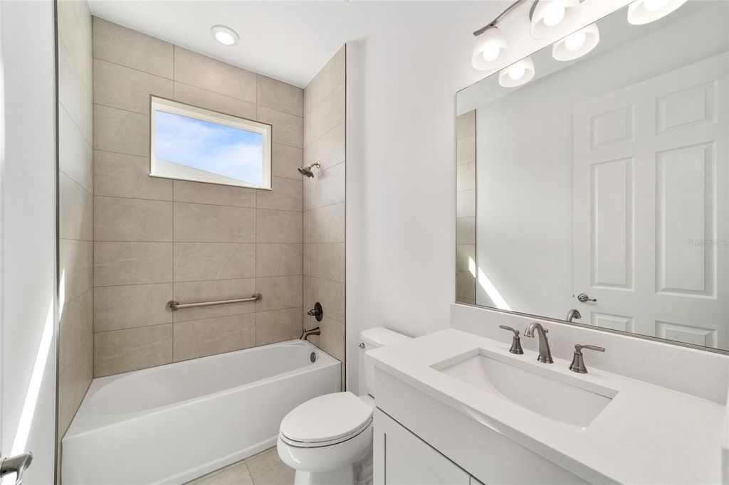 Image 33 of property listing at 10026 SW 106TH CIRCLE, Ocala, FL 34481