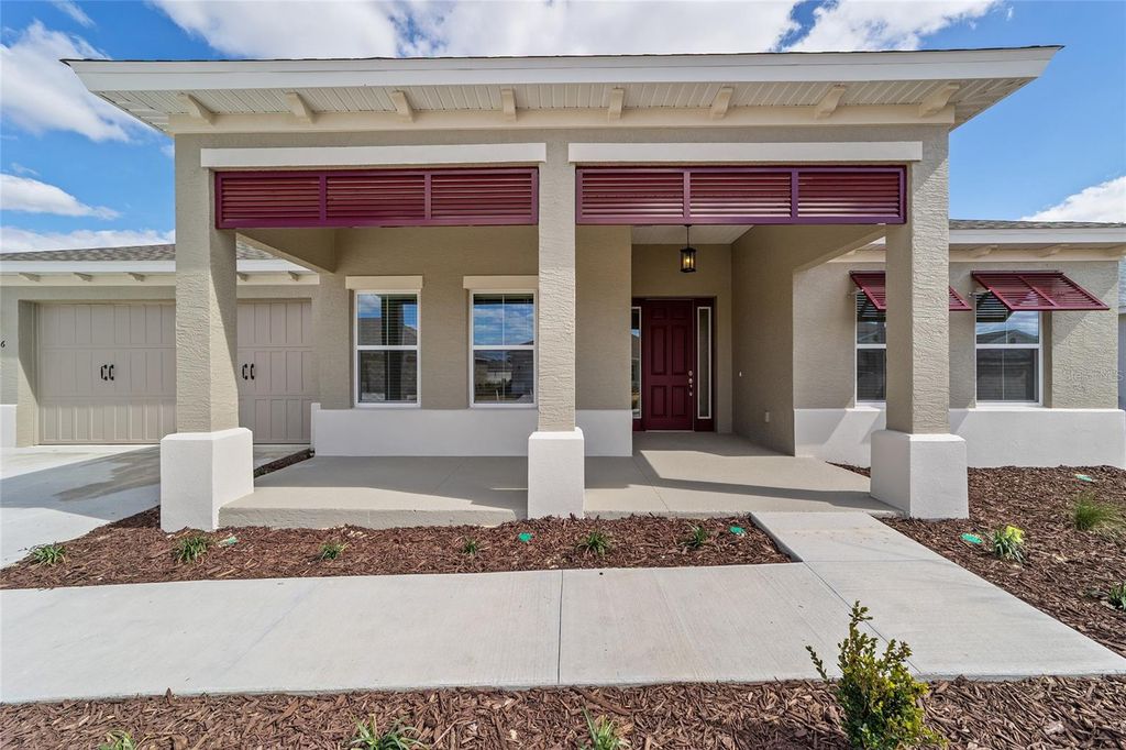 Image 8 of property listing at 10026 SW 106TH CIRCLE, Ocala, FL 34481