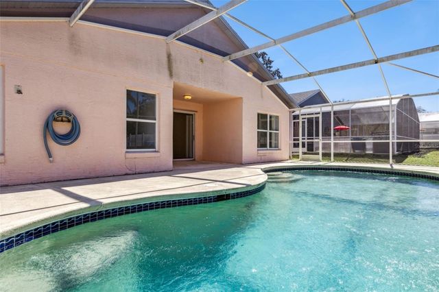 1009 WINDING WATER WAY, Clermont, FL 34714