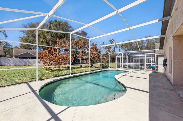 1009 WINDING WATER WAY, Clermont, FL 34714