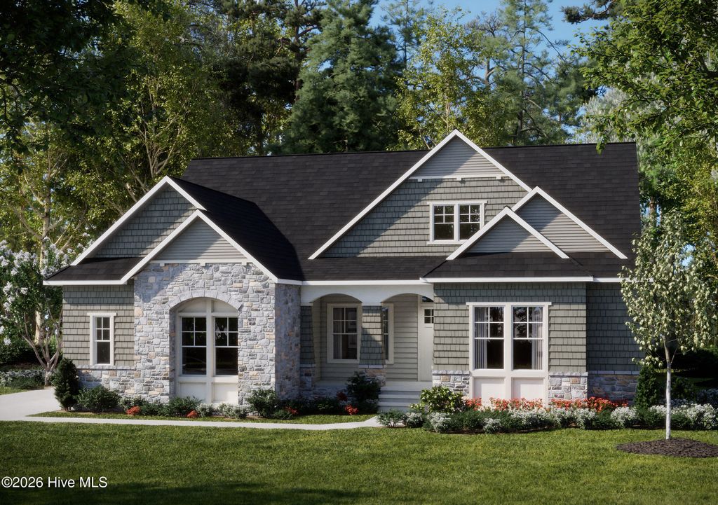 66 McMichael Drive, Pinehurst, NC 28374