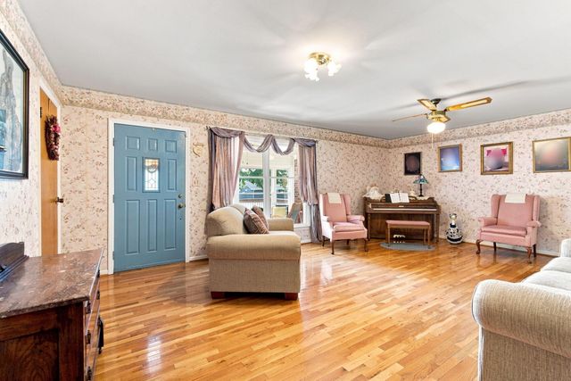 1111 Comanche Trail, Georgetown, KY 40324
