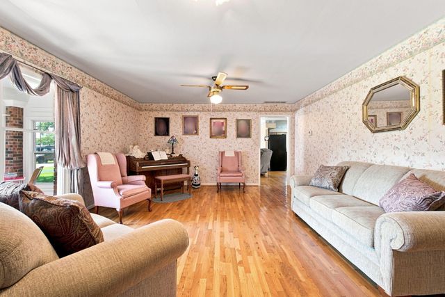 1111 Comanche Trail, Georgetown, KY 40324