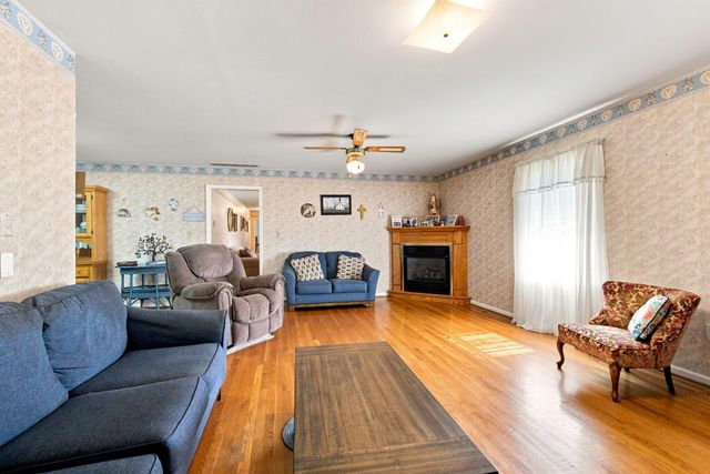 1111 Comanche Trail, Georgetown, KY 40324