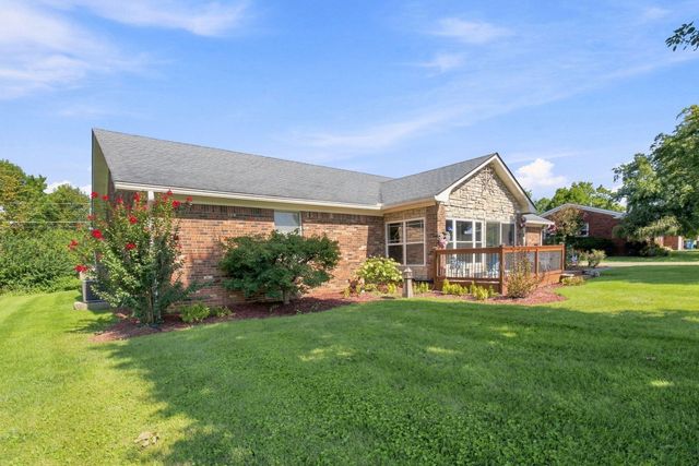 1111 Comanche Trail, Georgetown, KY 40324
