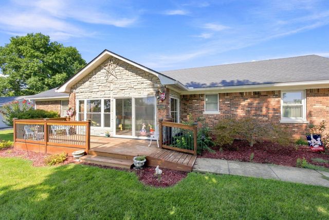 1111 Comanche Trail, Georgetown, KY 40324