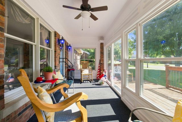 1111 Comanche Trail, Georgetown, KY 40324