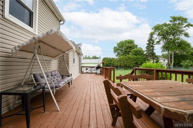 4252 Glenwillow Drive, Hamburg, NY 14075