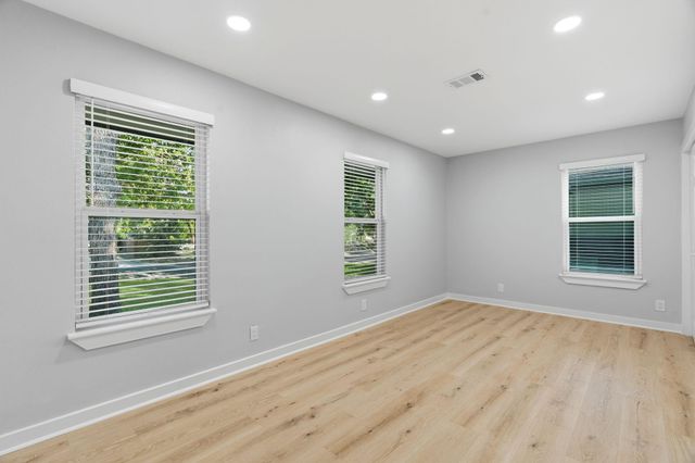 4802 Brighton RD, Austin, TX 78745