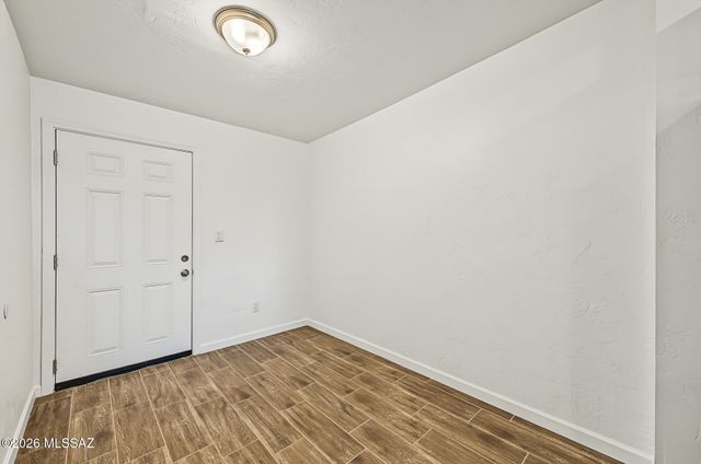 1347 S 7th Avenue, Tucson, AZ 85713